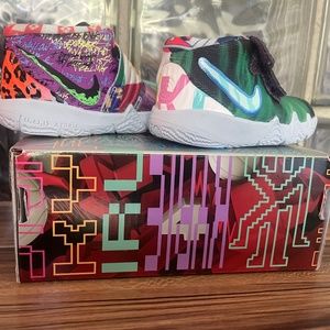 Toddler Size 5C Nike Kybrid S2